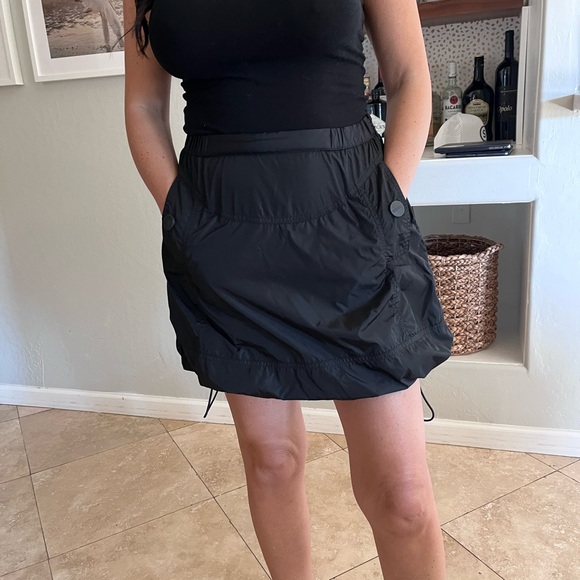 Burberry Sport Nylon  Tech Drawstrings Skirt - Picture 4 of 15